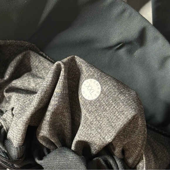 Lululemon T.H.E. Short *Linerless - Picture 5 of 8